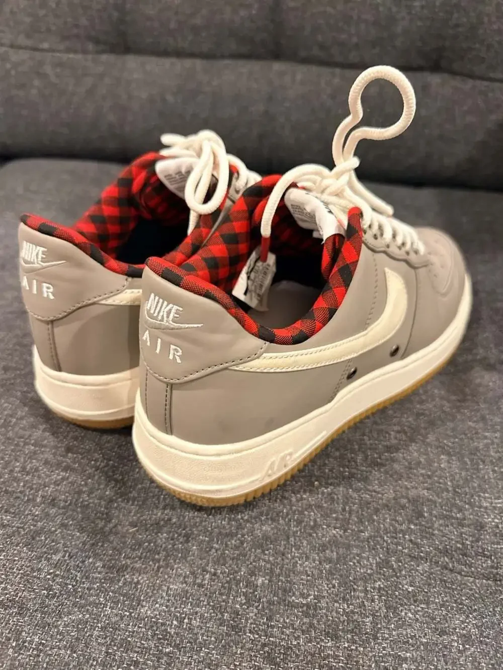 Nike Air Force 1 '07 LV8 'Light Taupe' with Plaid Interior